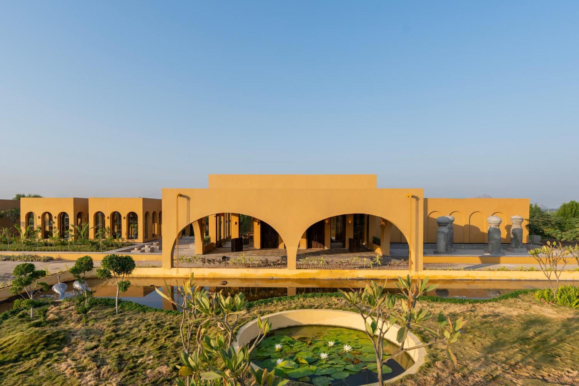 Aaramgah Jawai Resort & Spa, A Member Of Radisson Individuals Retreat Bijapur  Exterior photo